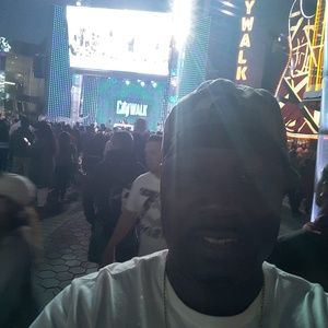 Meet your Posher, Leslie